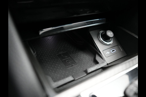 Škoda Superb Combi 1.4 TSI iV Sportline Business PHEV 218pk Dealer O.H | Trekhaak af Fabriek | Adaptive Cruise | 360 Camera | Alcantara Sportstoelen Memory & Verwarmd | 19"L.M | Keyless | Crystal LED | Plug In Hybrid |