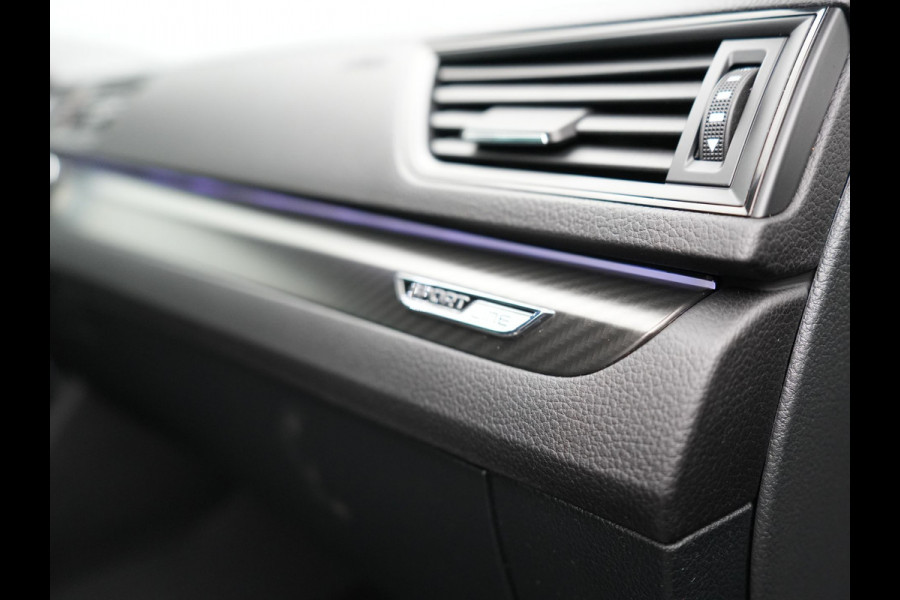 Škoda Superb Combi 1.4 TSI iV Sportline Business PHEV 218pk Dealer O.H | Trekhaak af Fabriek | Adaptive Cruise | 360 Camera | Alcantara Sportstoelen Memory & Verwarmd | 19"L.M | Keyless | Crystal LED | Plug In Hybrid |