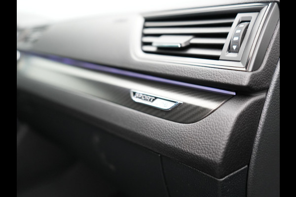 Škoda Superb Combi 1.4 TSI iV Sportline Business PHEV 218pk Dealer O.H | Trekhaak af Fabriek | Adaptive Cruise | 360 Camera | Alcantara Sportstoelen Memory & Verwarmd | 19"L.M | Keyless | Crystal LED | Plug In Hybrid |