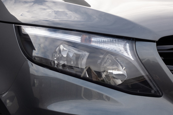 Mercedes-Benz Vito | ADAPTIEVE CRUISE CONTROL | CAMERA | TREKHAAK | STOELVERWARMING | DUBBELE SCHUIFDEUR