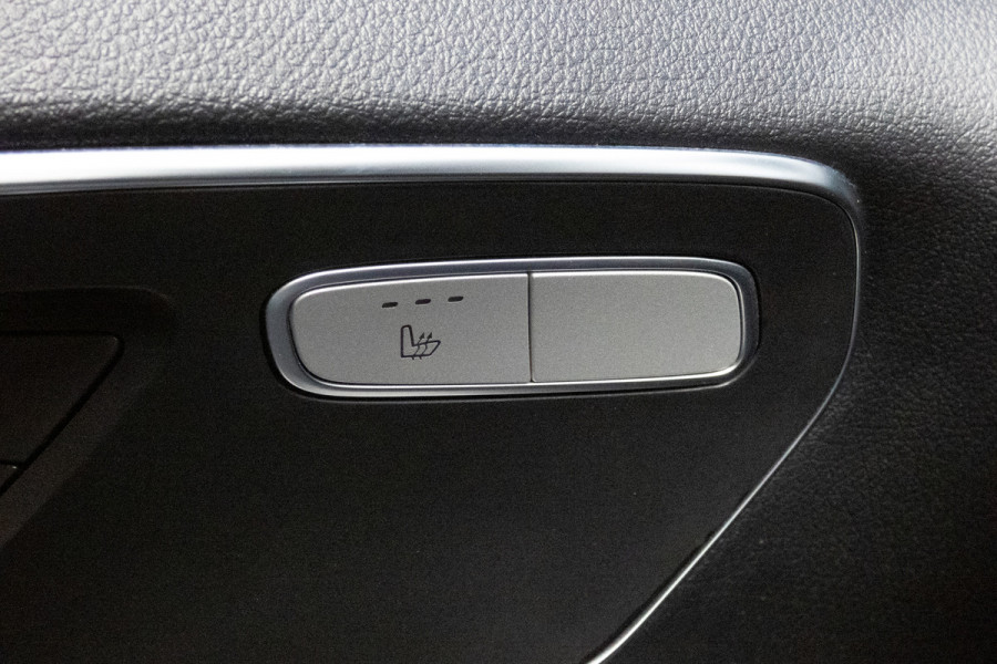 Mercedes-Benz Vito | ADAPTIEVE CRUISE CONTROL | CAMERA | TREKHAAK | STOELVERWARMING | DUBBELE SCHUIFDEUR