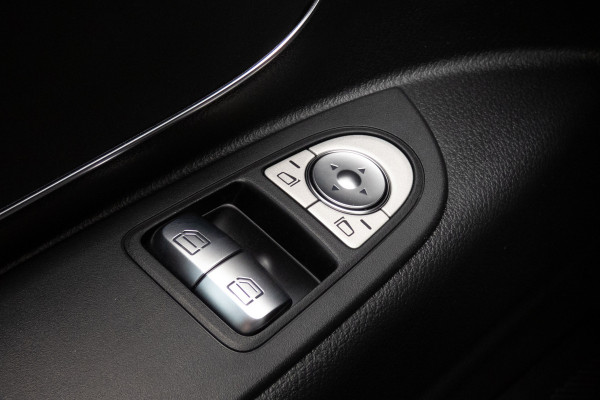 Mercedes-Benz Vito | ADAPTIEVE CRUISE CONTROL | CAMERA | TREKHAAK | STOELVERWARMING | DUBBELE SCHUIFDEUR