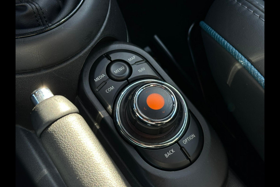 MINI Cabrio 1.5 Cooper Sidewalk Edition 136 PK | Head-Up Display | Harman Kardon | Camera | Lederen Bekleding | Navigatie | Carplay
