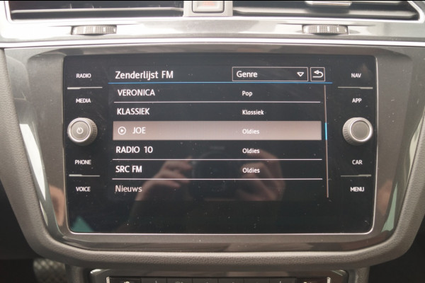 Volkswagen Tiguan 1.5 TSI 150pk DSG Comfortline Business -LEER-LED-ECC-