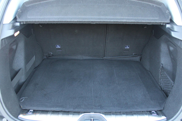 Peugeot 2008 1.2 130PK GT-LINE | PANORAMA DAK | GRIP CONTROL | CRUISE CONTROL | DAB+ RADIO | APPLE CARPLAY/ANDROID AUTO | NAVIGATIE | ACHTERUITRIJ CAMERA | 17" LICHTMETALEN VELGEN "BLACK" | CLIMATE CONTROL | PARKEERSENSOREN VOOR + ACHTER | GETINTE ACHTERRUITEN | ZWARTE DAK RELING |