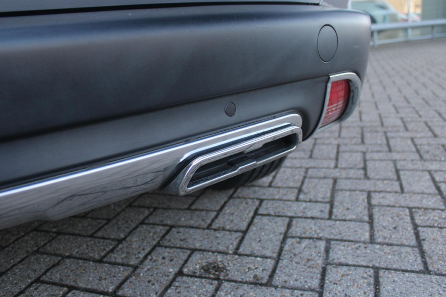 Peugeot 2008 1.2 130PK GT-LINE | PANORAMA DAK | GRIP CONTROL | CRUISE CONTROL | DAB+ RADIO | APPLE CARPLAY/ANDROID AUTO | NAVIGATIE | ACHTERUITRIJ CAMERA | 17" LICHTMETALEN VELGEN "BLACK" | CLIMATE CONTROL | PARKEERSENSOREN VOOR + ACHTER | GETINTE ACHTERRUITEN | ZWARTE DAK RELING |