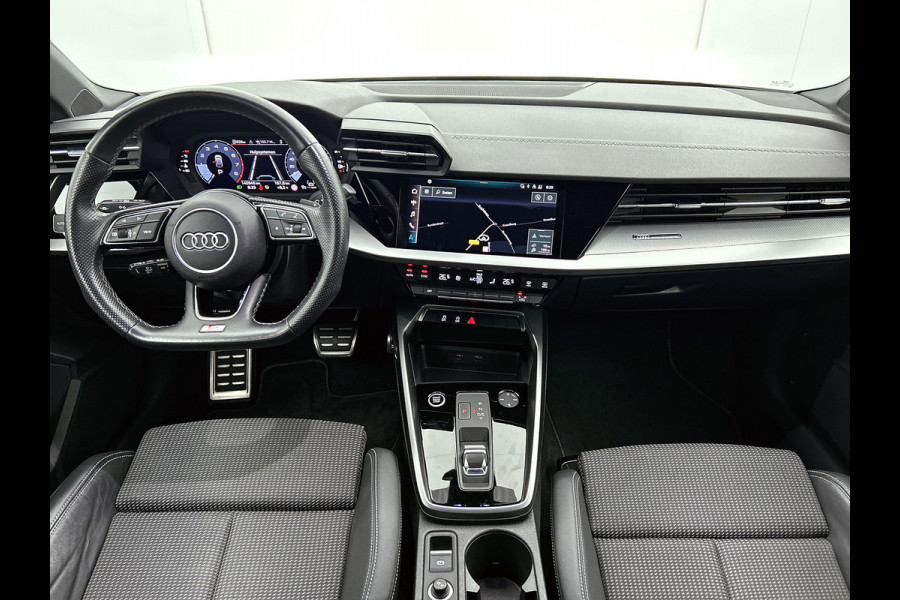 Audi A3 Sportback 35 TFSI S edition (CARPLAY, SPORTSTOELEN, LED, CLIMA, 1e EIGENAAR, GOED ONDERHOUDEN)