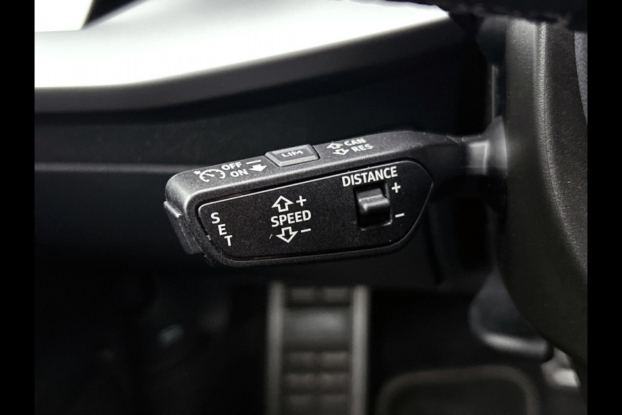 Audi A3 Sportback 35 TFSI S edition (CARPLAY, SPORTSTOELEN, LED, CLIMA, 1e EIGENAAR, GOED ONDERHOUDEN)