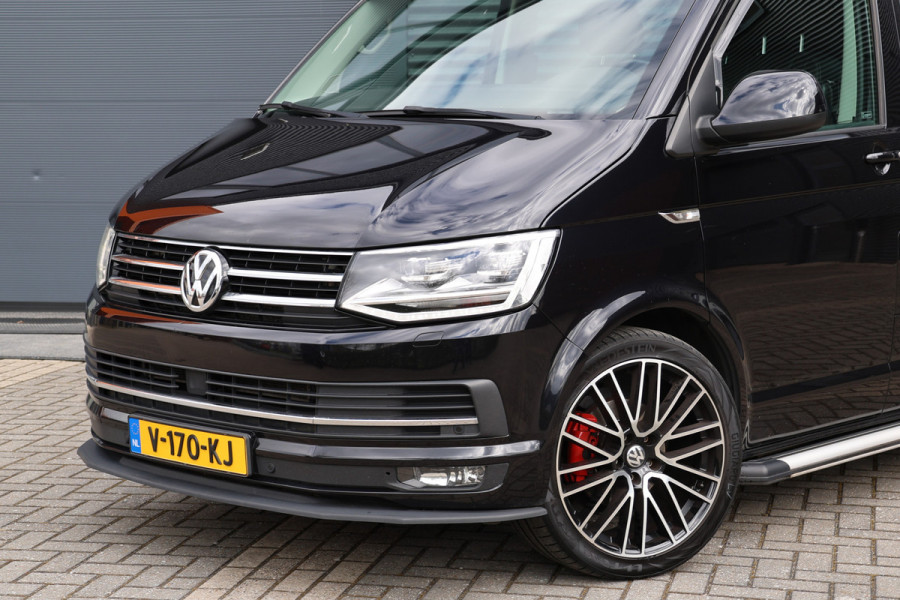 Volkswagen Transporter 2.0 TDI 150 PK L2H1 DC Highline | Marge | BTW & BPM Vrij | ACC | Navigatie | CarPlay | DAB | Trekhaak | Pdc V+A | Dubbel schuifdeur | NAP Logisch | NL Auto