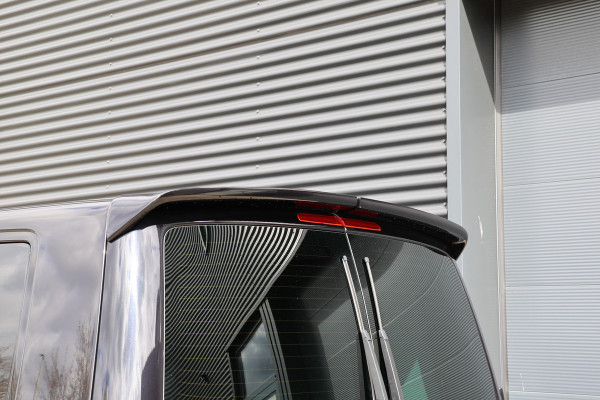 Volkswagen Transporter 2.0 TDI 150 PK L2H1 DC Highline | Marge | BTW & BPM Vrij | ACC | Navigatie | CarPlay | DAB | Trekhaak | Pdc V+A | Dubbel schuifdeur | NAP Logisch | NL Auto