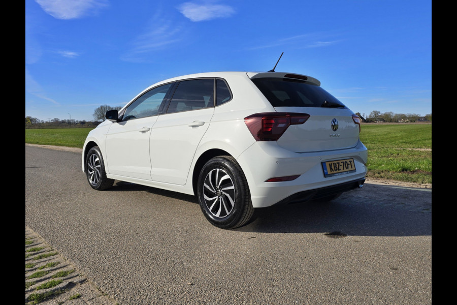 Volkswagen Polo 1.0 TSI Life Edition - 95 Pk - Euro 6 - AUTOMAAT - ParkeerCamera - AppleCarplay AndroidAuto