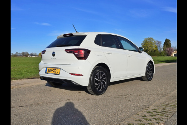 Volkswagen Polo 1.0 TSI Life Edition - 95 Pk - Euro 6 - AUTOMAAT - ParkeerCamera - AppleCarplay AndroidAuto