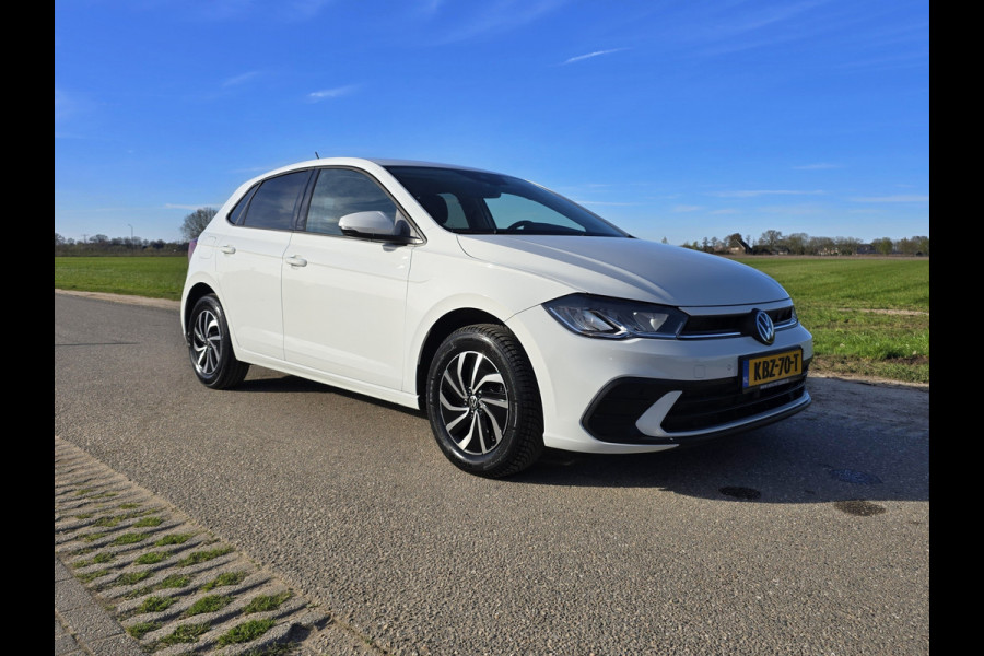 Volkswagen Polo 1.0 TSI Life Edition - 95 Pk - Euro 6 - AUTOMAAT - ParkeerCamera - AppleCarplay AndroidAuto