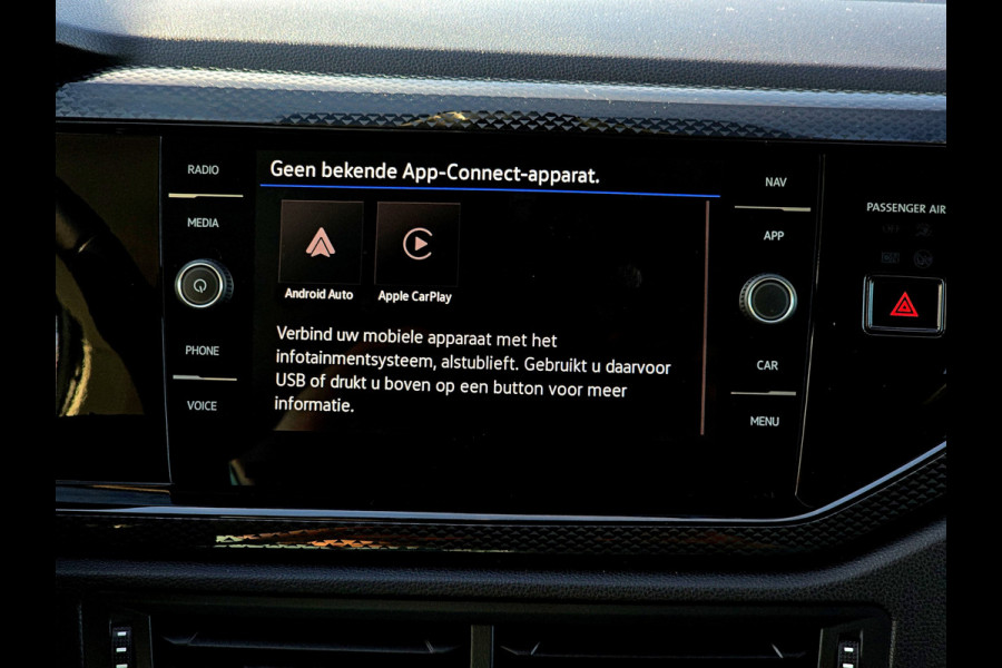 Volkswagen Polo 1.0 TSI Life Edition - 95 Pk - Euro 6 - AUTOMAAT - ParkeerCamera - AppleCarplay AndroidAuto