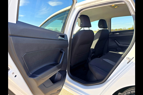 Volkswagen Polo 1.0 TSI Life Edition - 95 Pk - Euro 6 - AUTOMAAT - ParkeerCamera - AppleCarplay AndroidAuto