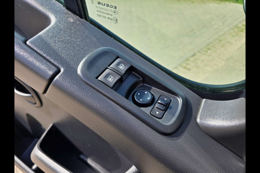 Renault Master T35 2.3 dCi Lowliner - 145 Pk - Euro 6 - Airco - Cruise Control - ParkeerCamera