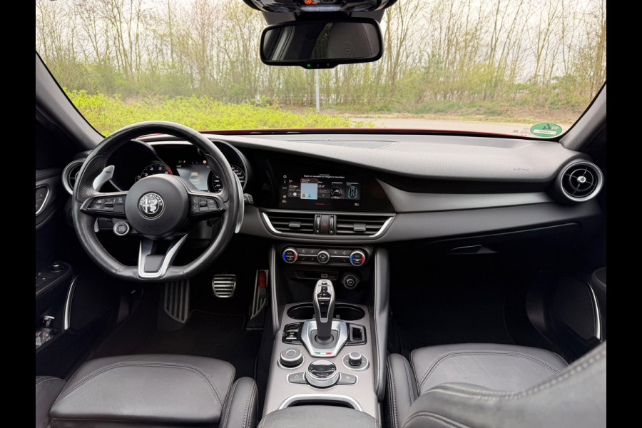 Alfa Romeo Giulia 2.0 T Veloce AWD