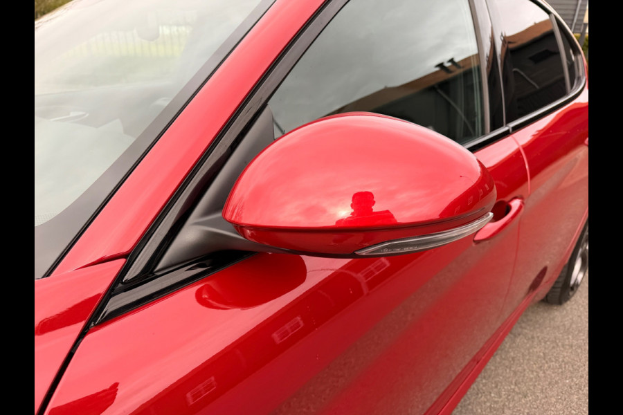 Alfa Romeo Giulia 2.0 T Veloce AWD