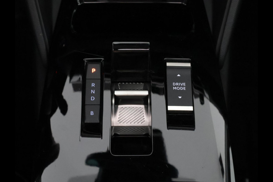 Citroën Ë-C4 X Max 54 kWh LONG RANGE | 97% SOH | Schuif-/Kanteldak | Navigatie | Leder | Camera |