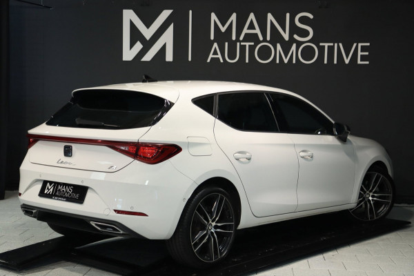 Seat Leon 1.5 eTSI FR / ACC / KEYLESS / CAMERA / SFEERVER. / CARPLAY
