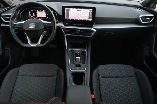 Seat Leon 1.5 eTSI FR / ACC / KEYLESS / CAMERA / SFEERVER. / CARPLAY