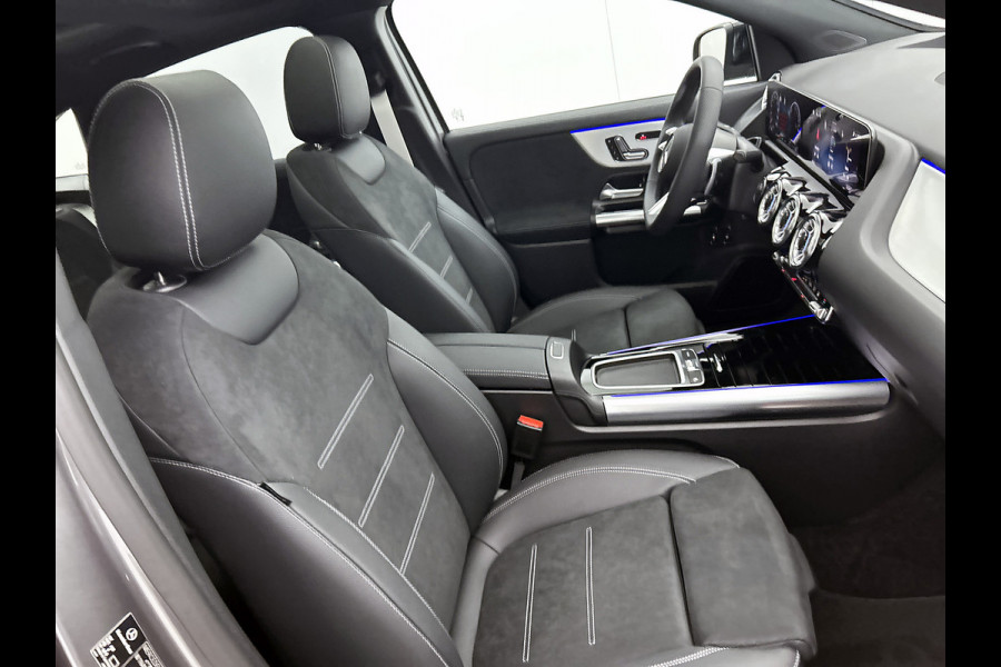Mercedes-Benz GLA 250 e Business Solution AMG | Premium Plus pakket | Panoramaschuifdak | Kofferdrempel in chroom | Dakrailing | Stuurschakelpaddles | Smartphone Integratie |