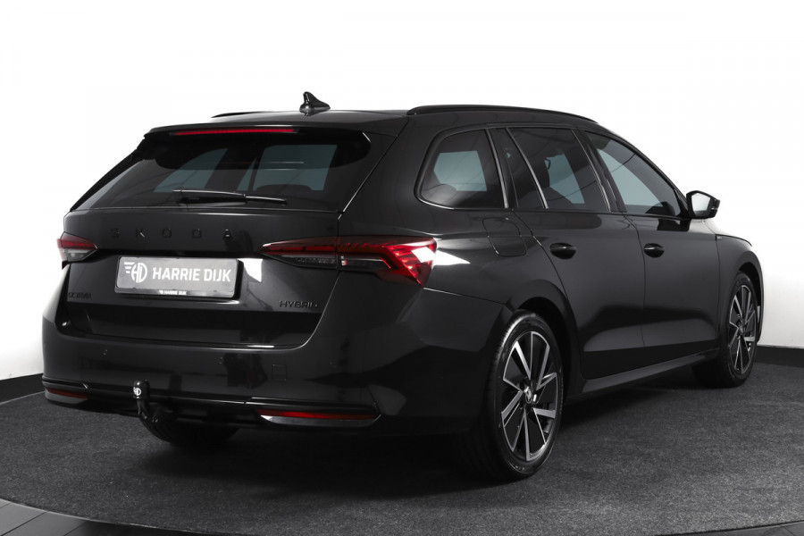 Škoda Octavia Combi 1.5 TSI MHEV 150 PK Sportline Tour | Elek. Trekhaak | Matrix Led | Adapt. Cruise | Winterpakket | 13 inch Navi | Camera | NAV + App. Connect | ECC | Elek. Klep | LM 18" | 1414