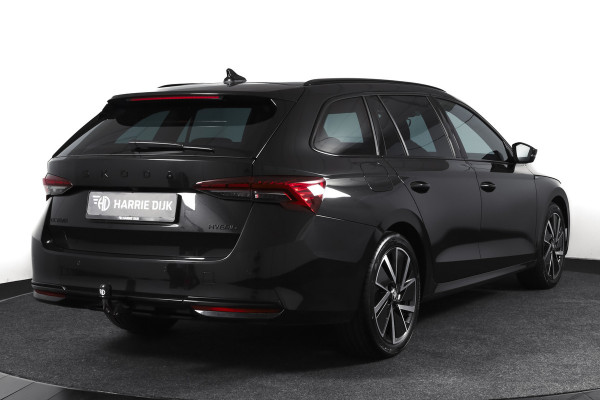 Škoda Octavia Combi 1.5 TSI MHEV 150 PK Sportline Tour | Elek. Trekhaak | Matrix Led | Adapt. Cruise | Winterpakket | 13 inch Navi | Camera | NAV + App. Connect | ECC | Elek. Klep | LM 18" | 1414