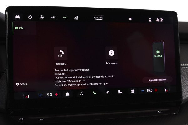 Škoda Octavia Combi 1.5 TSI MHEV 150 PK Sportline Tour | Elek. Trekhaak | Matrix Led | Adapt. Cruise | Winterpakket | 13 inch Navi | Camera | NAV + App. Connect | ECC | Elek. Klep | LM 18" | 1414