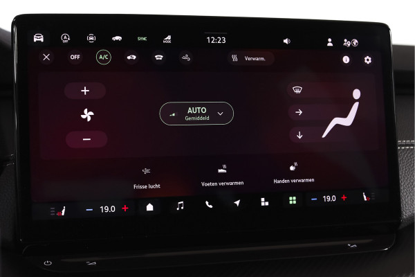 Škoda Octavia Combi 1.5 TSI MHEV 150 PK Sportline Tour | Elek. Trekhaak | Matrix Led | Adapt. Cruise | Winterpakket | 13 inch Navi | Camera | NAV + App. Connect | ECC | Elek. Klep | LM 18" | 1414