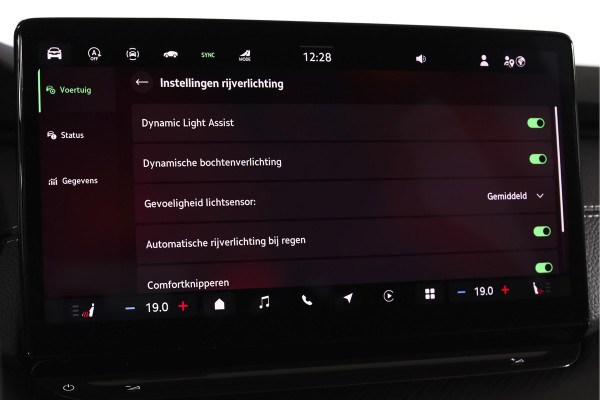 Škoda Octavia Combi 1.5 TSI MHEV 150 PK Sportline Tour | Elek. Trekhaak | Matrix Led | Adapt. Cruise | Winterpakket | 13 inch Navi | Camera | NAV + App. Connect | ECC | Elek. Klep | LM 18" | 1414