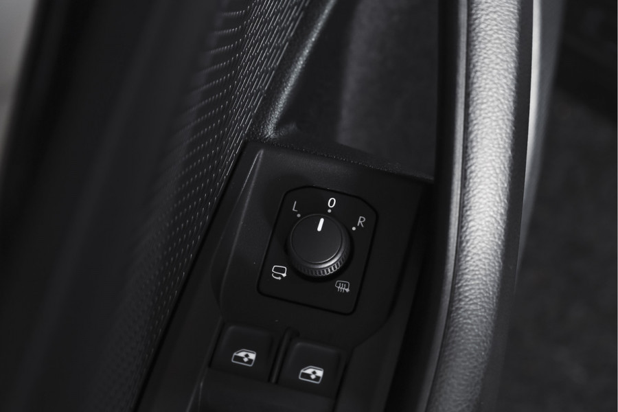 Škoda Octavia Combi 1.5 TSI MHEV 150 PK Sportline Tour | Elek. Trekhaak | Matrix Led | Adapt. Cruise | Winterpakket | 13 inch Navi | Camera | NAV + App. Connect | ECC | Elek. Klep | LM 18" | 1414