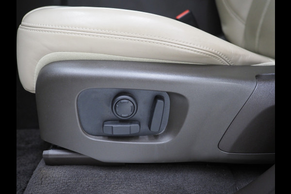 Land Rover Range Rover Sport P400e HSE | Panoramadak | Meridian | Trekhaak | Luchtvering | Camera | Keyless | Carplay