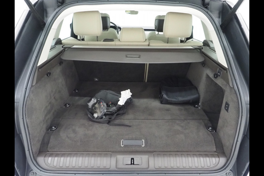 Land Rover Range Rover Sport P400e HSE | Panoramadak | Meridian | Trekhaak | Luchtvering | Camera | Keyless | Carplay
