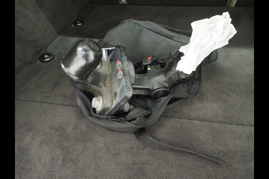 Land Rover Range Rover Sport P400e HSE | Panoramadak | Meridian | Trekhaak | Luchtvering | Camera | Keyless | Carplay