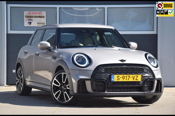 MINI Cooper 1.5 John Cooper Works
