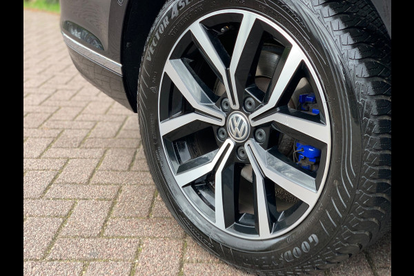 Volkswagen Passat Variant 1.4 TSI PHEV GTE Business €14850 NETTO LUXE UITVOERING TREKHAAK