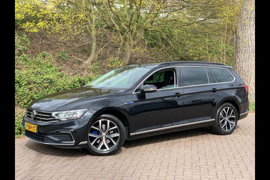 Volkswagen Passat Variant 1.4 TSI PHEV GTE Business €14850 NETTO LUXE UITVOERING TREKHAAK