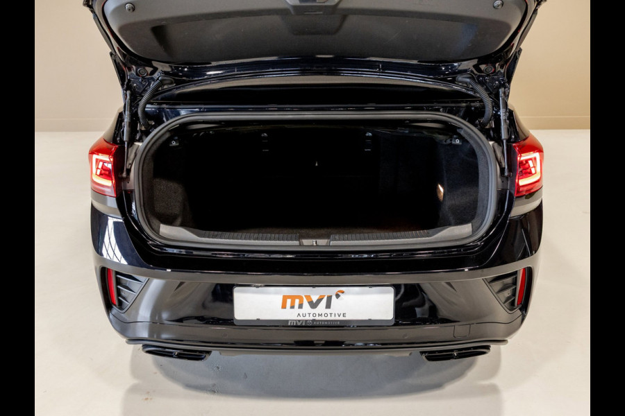 Volkswagen T-Roc Cabrio 1.5 TSI 2x R-Line / 150pk / Leder / Beats / Achteruitrij camera / Stoel en stuur verwarming /