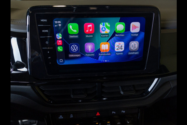 Volkswagen T-Roc Cabrio 1.5 TSI 2x R-Line / 150pk / Leder / Beats / Achteruitrij camera / Stoel en stuur verwarming /