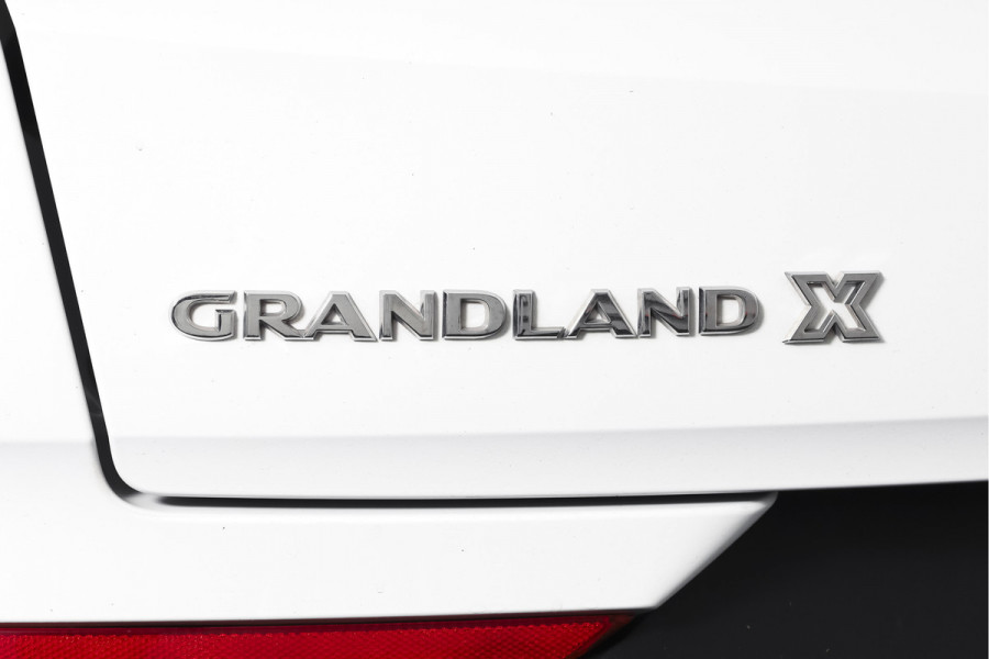 Opel Grandland X 1.2 Turbo 130 PK Innovation Orig. NL | Elek. Klep | Cruise | PDC | Camera | NAV+App. Connect | ECC | LM 18" |