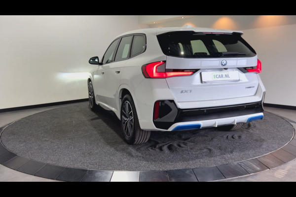BMW iX1 xDrive30 67 kWh M Sport Edition Sportstoelen Soh (batterijcheck) Waarde 98,3 %