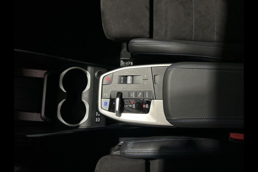 BMW iX1 xDrive30 67 kWh M Sport Edition Sportstoelen Soh (batterijcheck) Waarde 98,3 %