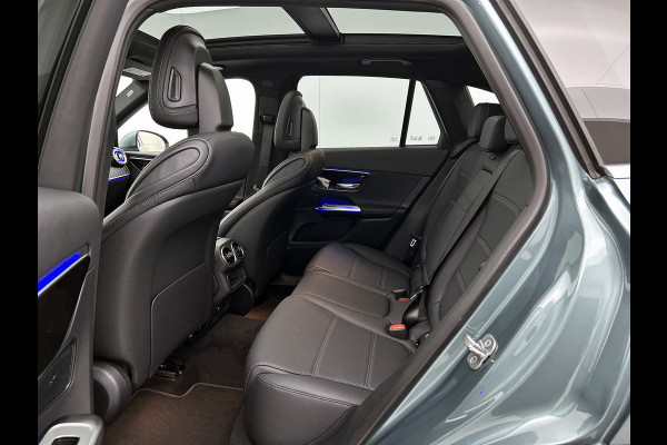 Mercedes-Benz GLC 300e 4MATIC Business Solution Luxury | Comfortpakket Plus | Parkeerpakket met 360°-camera | Trekhaak | DISTRONIC | Panoramaschuifdak | THERMATIC |