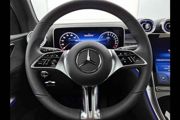 Mercedes-Benz GLC 300e 4MATIC Business Solution Luxury | Comfortpakket Plus | Parkeerpakket met 360°-camera | Trekhaak | DISTRONIC | Panoramaschuifdak | THERMATIC |