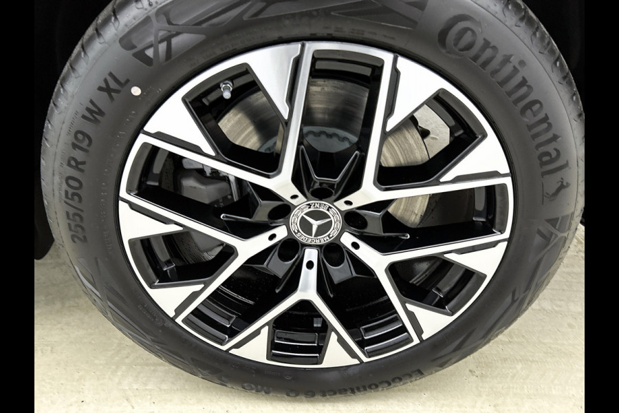 Mercedes-Benz GLC 300e 4MATIC Business Solution Luxury | Comfortpakket Plus | Parkeerpakket met 360°-camera | Trekhaak | DISTRONIC | Panoramaschuifdak | THERMATIC |