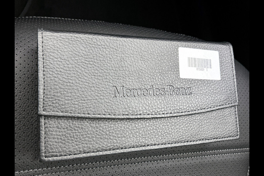 Mercedes-Benz GLC 300e 4MATIC Business Solution Luxury | Comfortpakket Plus | Parkeerpakket met 360°-camera | Trekhaak | DISTRONIC | Panoramaschuifdak | THERMATIC |