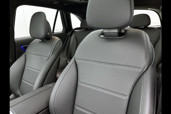 Mercedes-Benz GLC 300e 4MATIC Business Solution Luxury | Comfortpakket Plus | Parkeerpakket met 360°-camera | Trekhaak | DISTRONIC | Panoramaschuifdak | THERMATIC |