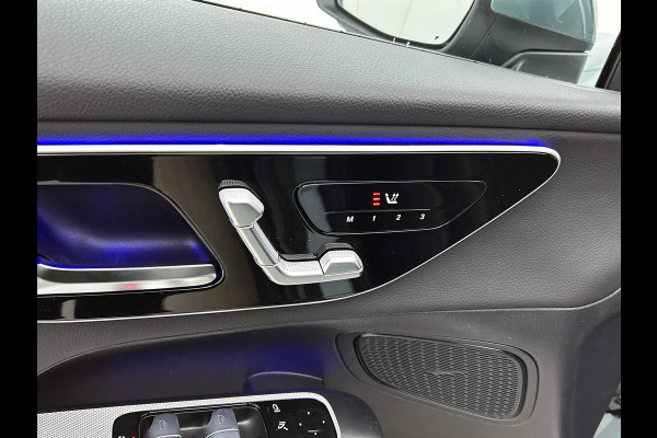 Mercedes-Benz GLC 300e 4MATIC Business Solution Luxury | Comfortpakket Plus | Parkeerpakket met 360°-camera | Trekhaak | DISTRONIC | Panoramaschuifdak | THERMATIC |