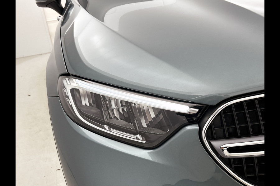 Mercedes-Benz GLC 300e 4MATIC Business Solution Luxury | Comfortpakket Plus | Parkeerpakket met 360°-camera | Trekhaak | DISTRONIC | Panoramaschuifdak | THERMATIC |